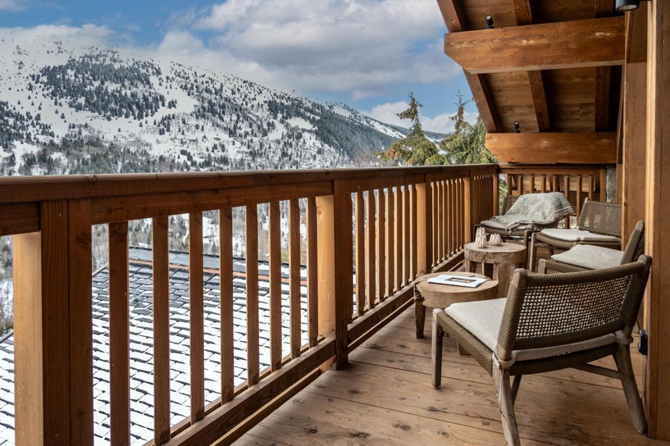 Falcon By Alpine Apartment *