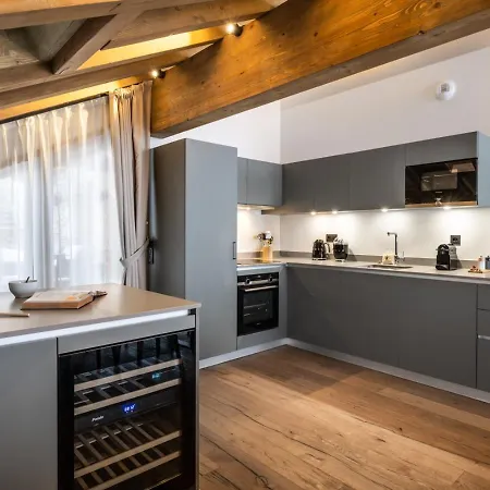 Falcon Lodge By Alpine Resorts Meribel Exterior photo